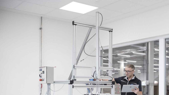 Medical cart in test lab from iTD