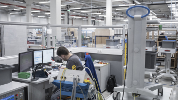 Test integrated medical cart systems for quality and reliability from iTD